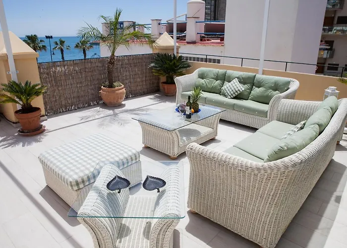 Spacious 200 Sq.m. Penthouse With Sea View Terraces Appartement