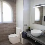 Spacious 200 Sq.m. Penthouse With Sea View Terraces דירה *