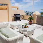 דירה Spacious 200 Sq.m. Penthouse With Sea View Terraces טורמולינוס