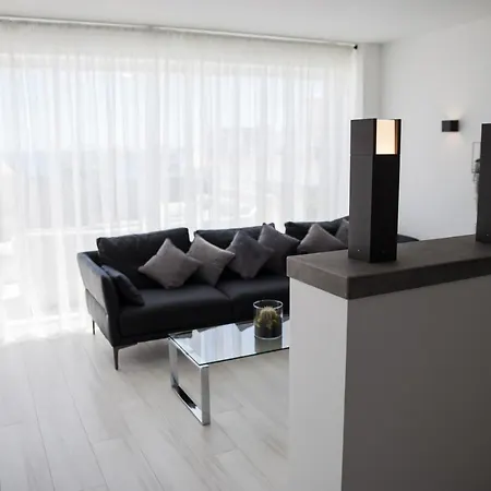 Апартаменты Spacious 200 Sq.m. Penthouse With Sea View Terraces Торремолинос
