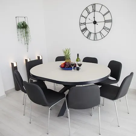 Spacious 200 Sq.m. Penthouse With Sea View Terraces Apartamento Torremolinos