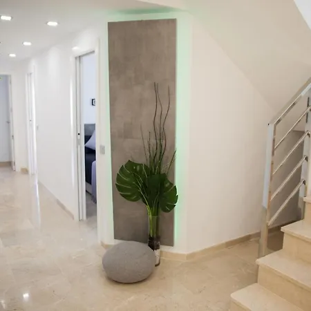 Spacious 200 Sq.m. Penthouse With Sea View Terraces Lejlighed Torremolinos