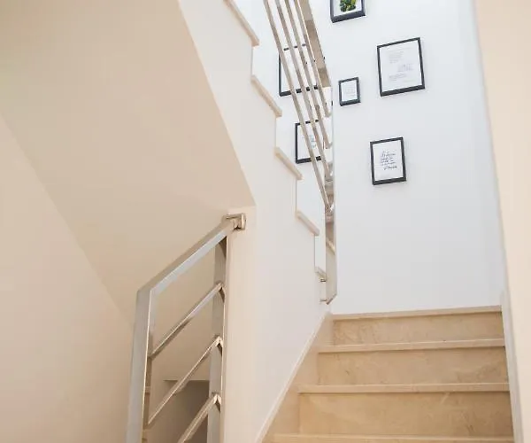 Spacious 200 Sq.m. Penthouse With Sea View Terraces *