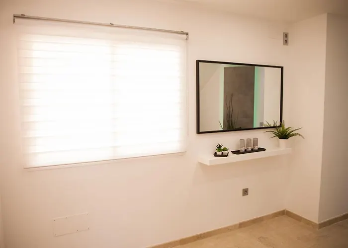 Апартаменты Spacious 200 Sq.m. Penthouse With Sea View Terraces Торремолинос