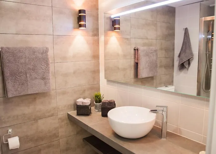 Апартаменты Spacious 200 Sq.m. Penthouse With Sea View Terraces Торремолинос