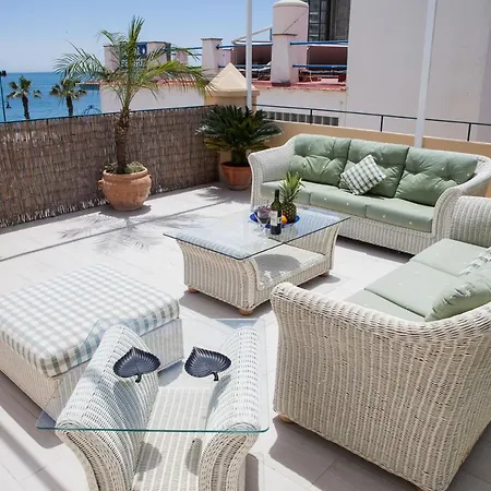 Spacious 200 Sq.m. Penthouse With Sea View Terraces Appartement