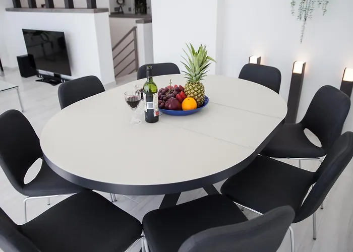 Lägenhet Spacious 200 Sq.m. Penthouse With Sea View Terraces *