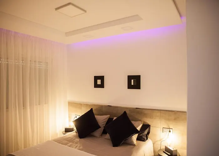 Spacious 200 Sq.m. Penthouse With Sea View Terraces Lägenhet *