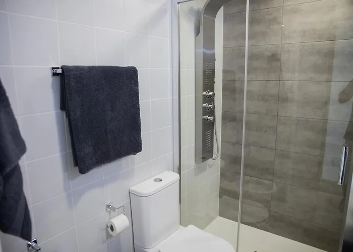 Spacious 200 Sq.m. Penthouse With Sea View Terraces Lägenhet *