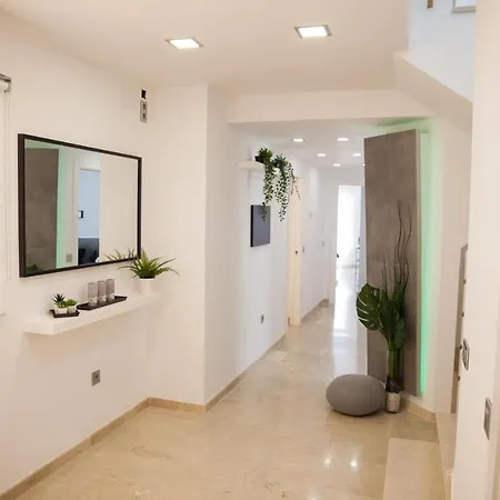 Spacious 200 Sq.m. Penthouse With Sea View Terraces *